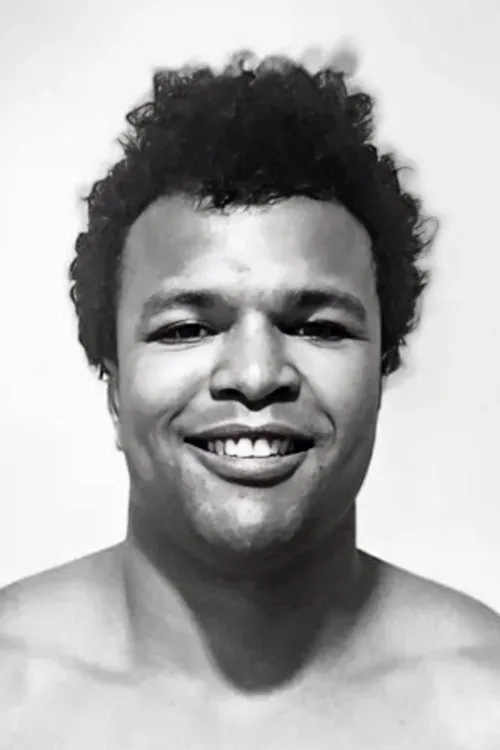 George Arias interpretando a Self