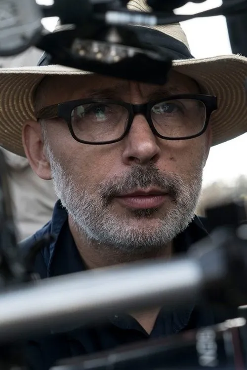 Jennifer Higham ha trabajado con George Richmond en 1 ocasiones