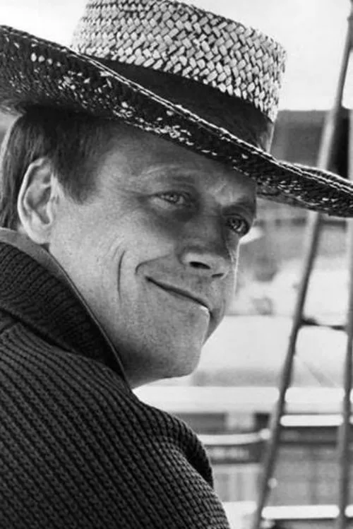 George Roy Hill interpretando a Self