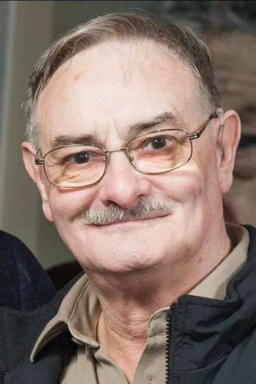 Ian McElhinney ha trabajado con George Shane en 8 ocasiones