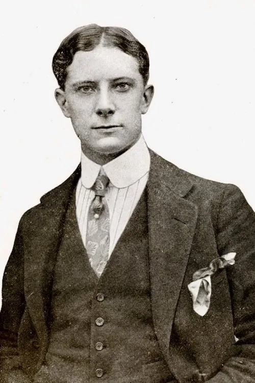 Armand Dutertre ha trabajado con Georges Melchior en 2 ocasiones