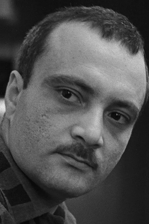 Yuriy Kushneryov ha trabajado con Георгий Данелия en 1 ocasiones