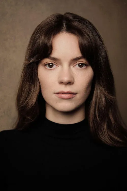 Jamie Bacon ha trabajado con Georgina Bitmead en 1 ocasiones