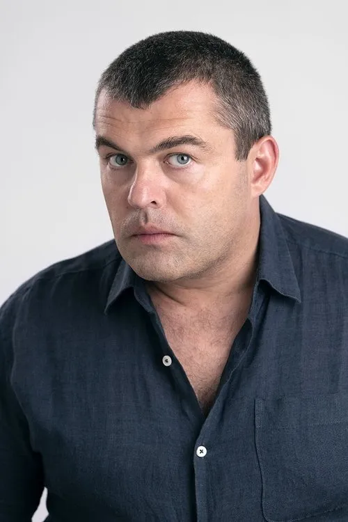 Georgy Teslya-Gerasimov interpretando a 