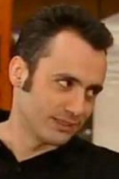 Gerasimos Mavros interpretando a Myrto's Friend