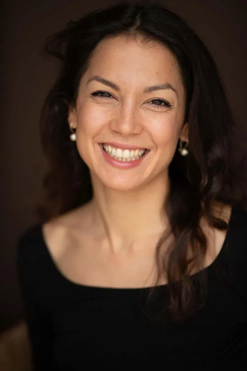 Gergana Todorova interpretando a Irina