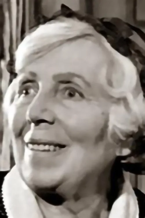 Germaine de France interpretando a Mariette