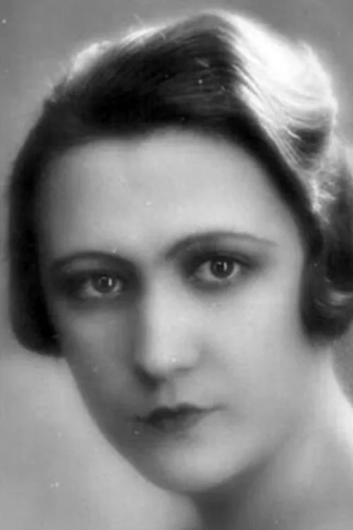 Germaine Laborde interpretando a Mariette, la meneuse de revue