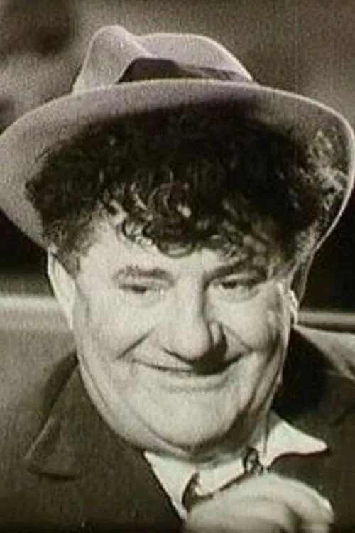 Gerő Mály interpretando a Csopaki Lajos