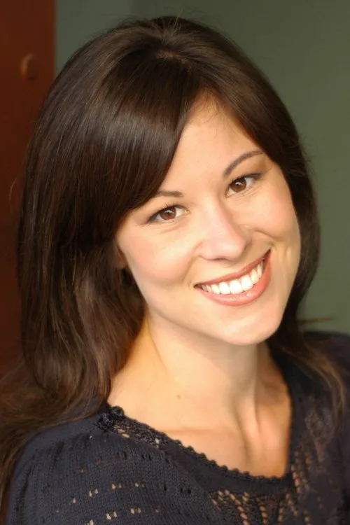 Gia Franzia interpretando a Sara