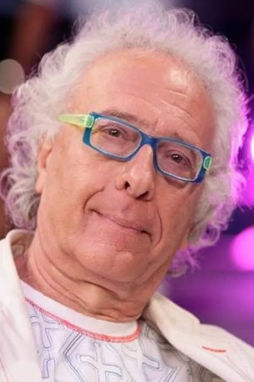 Maxence Dinant ha trabajado con Giampiero Mughini en 1 ocasiones