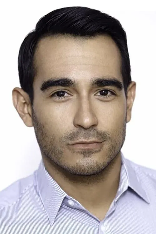 Giancarlo Carmona interpretando a Diego (teenage)