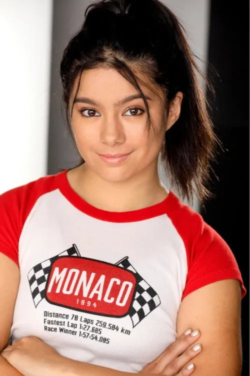 Gianna Gomez interpretando a Maribel