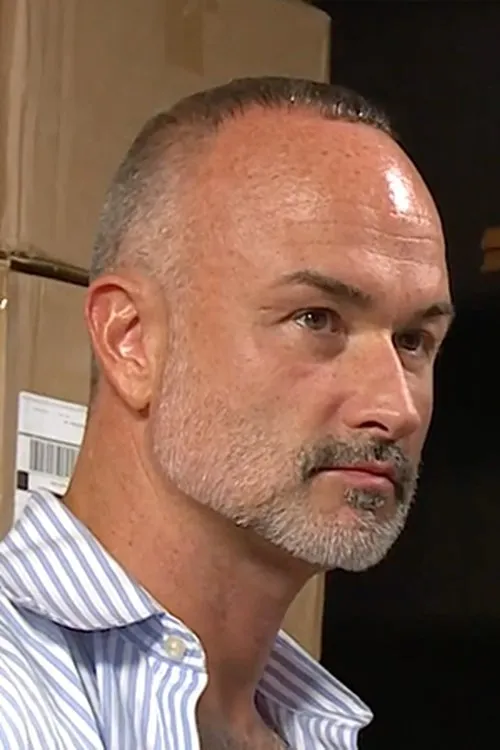 Gianni Purelli interpretando a