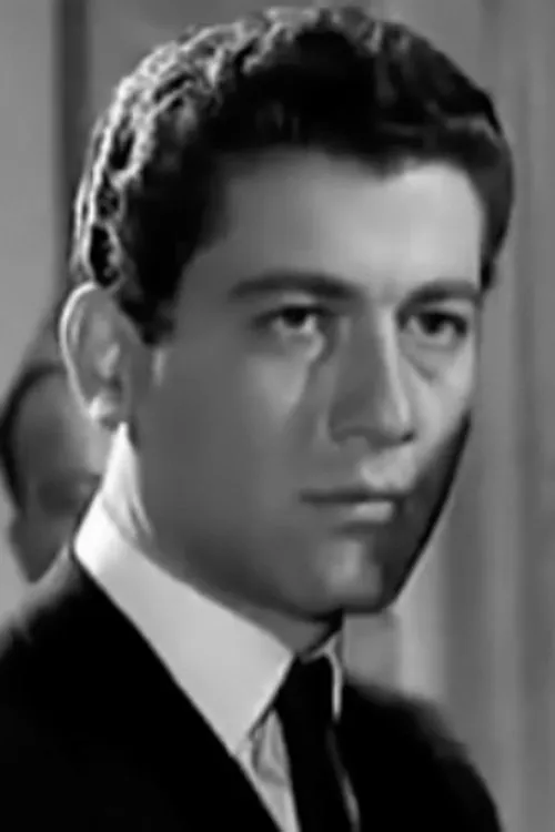 Giannis Kasdaglis interpretando a Grandfather