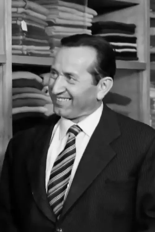 G?????? ??????µ?? ha trabajado con Giannis Kondoulis en 3 ocasiones