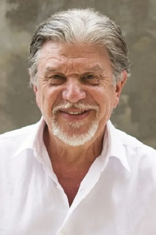 Giannis Vouros — personaje: St?fa???