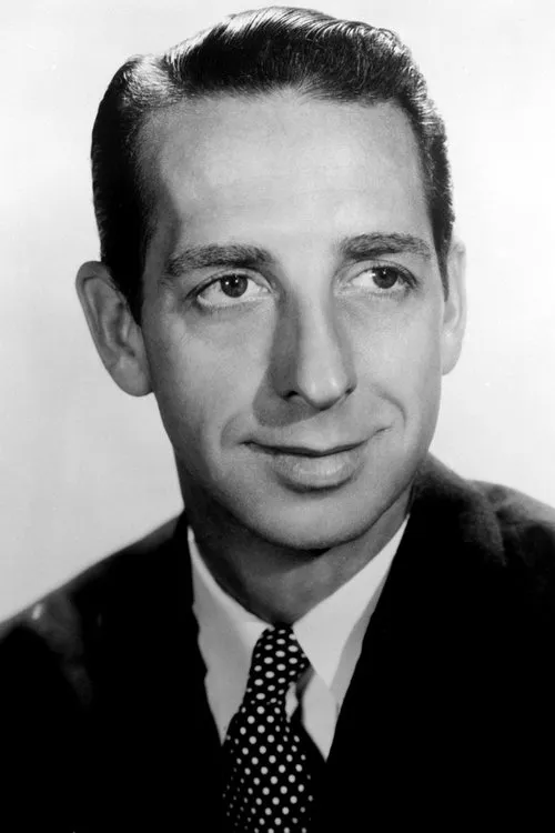 Gil Lamb interpretando a Bob 'Foggy' Day