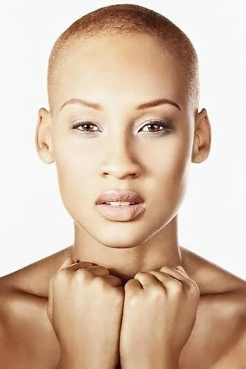 Douglas Bunn ha trabajado con Gin Clarke en 2 ocasiones