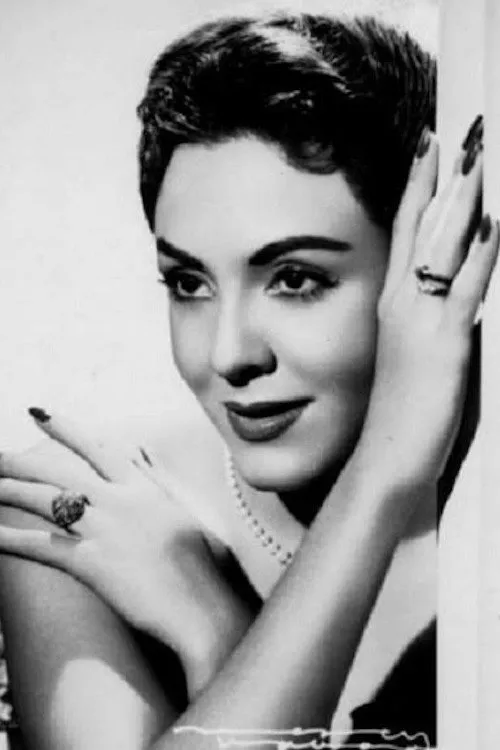 Gina Cabrera interpretando a Carmen Zayas Bazán