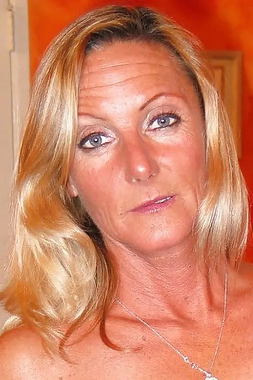 Ginger Spice interpretando a