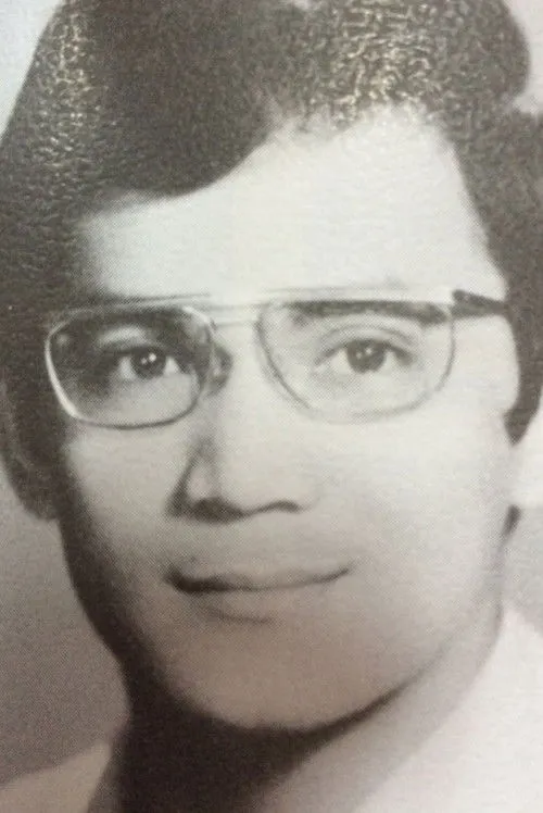 Ferdinand Marcos, Sr. ha trabajado con Gino Dormiendo en 1 ocasiones