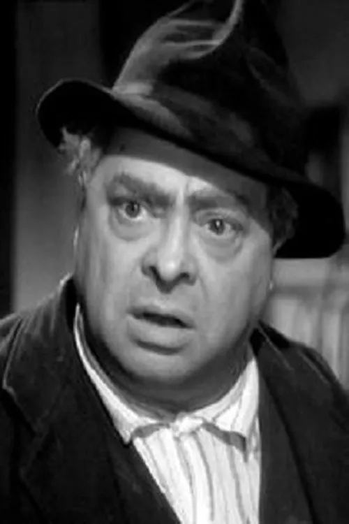 Gino Saltamerenda interpretando a Alfredo