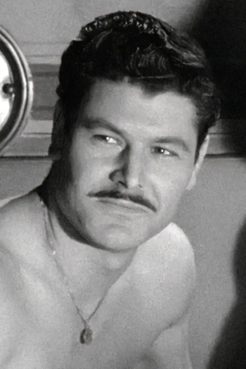 Gino Turini interpretando a Esquimindi