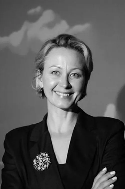 Gintarė Latvėnaitė — personaje: Jurate