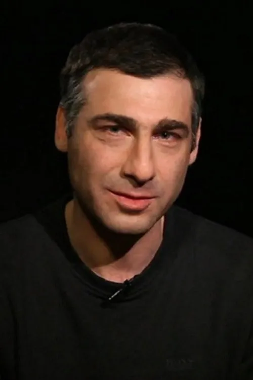 Giorgi Maskhulia interpretando a Tite Gogia