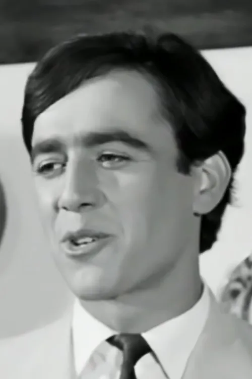 Foto de perfil del actor Γιώργος Παπαδημητράκης en el reparto