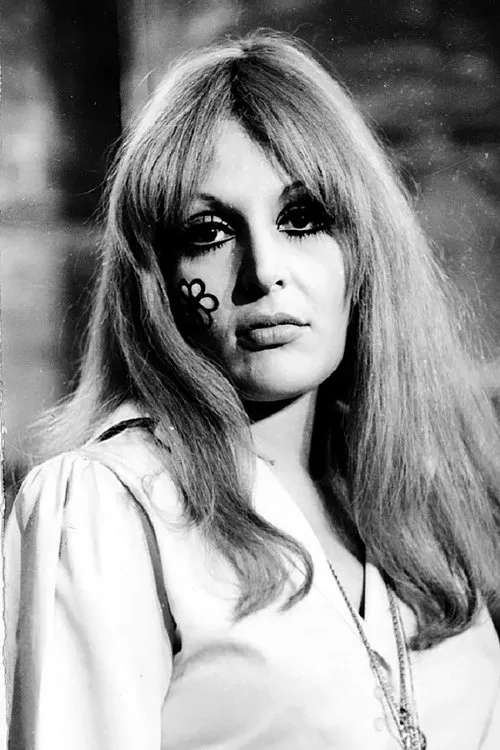 Gisela Dali interpretando a Lisa