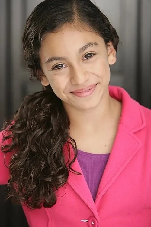 Isabella Rae Thomas ha trabajado con Giselle Nieto en 1 ocasiones