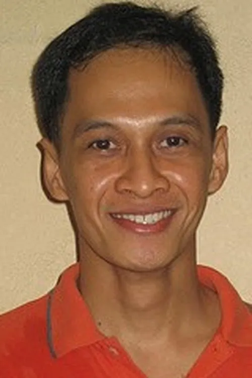 Gito Gilas interpretando a 