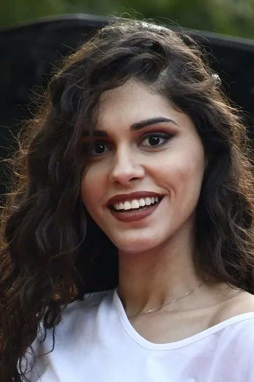 Bala Atabek ha trabajado con Gizem Tan en 1 ocasiones