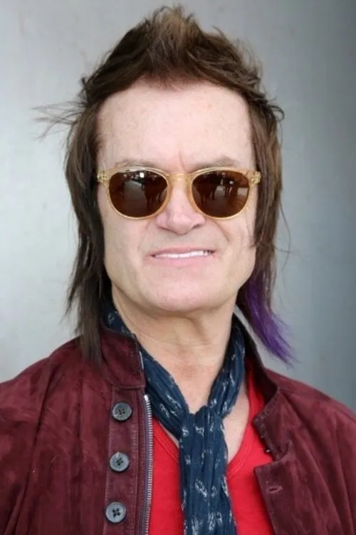 Glenn Hughes interpretando a Bass, Backing Vocal