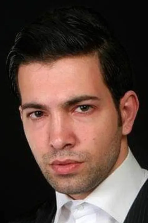 Foto de perfil del actor Gökhan Aydınlı en el reparto