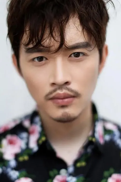 Gong Haibin interpretando a Xia Zhong