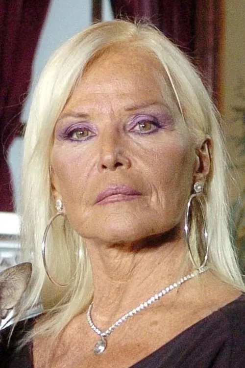 Ece Han ha trabajado con Gönül Yazar en 1 ocasiones