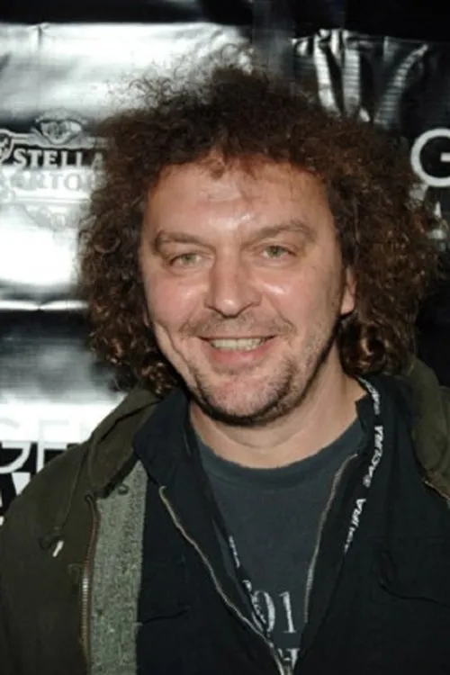 Mikal P. Lazarev ha trabajado con Goran Dukić en 1 ocasiones