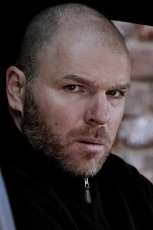 Jordan Barker ha trabajado con Goran Stjepanovic en 1 ocasiones