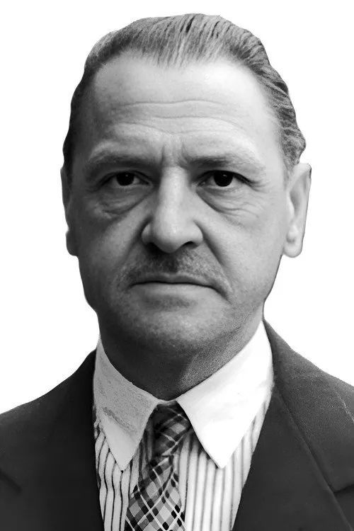 Gabriel Heatter ha trabajado con Gordon Nelson en 1 ocasiones