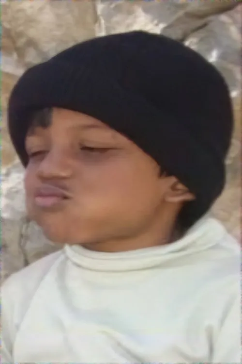 Govardhan B.K interpretando a Son