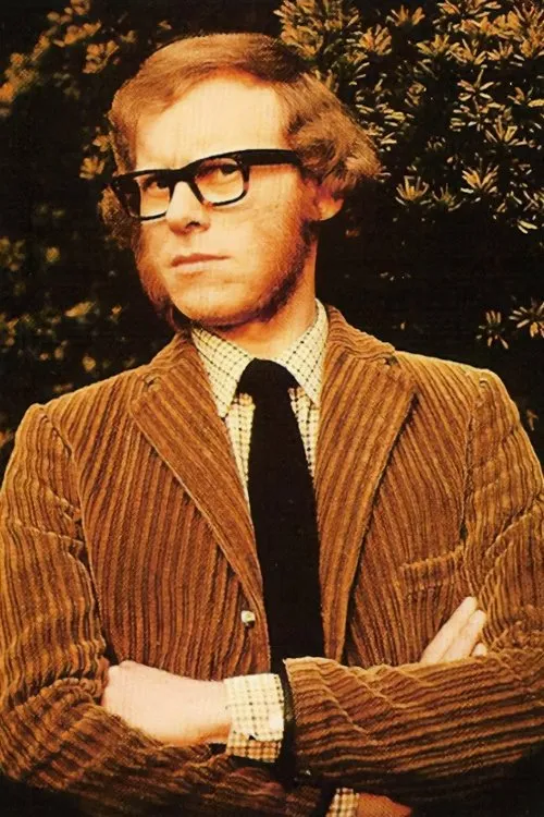 Graeme Garden interpretando a The Master