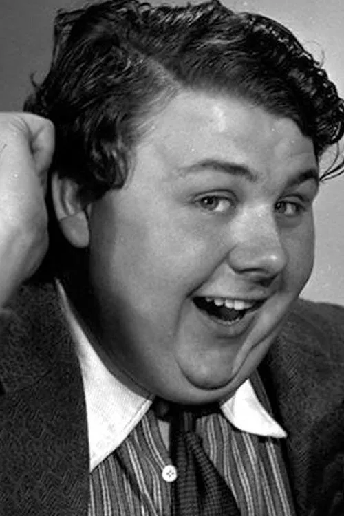 Graham Moffatt interpretando a Albert