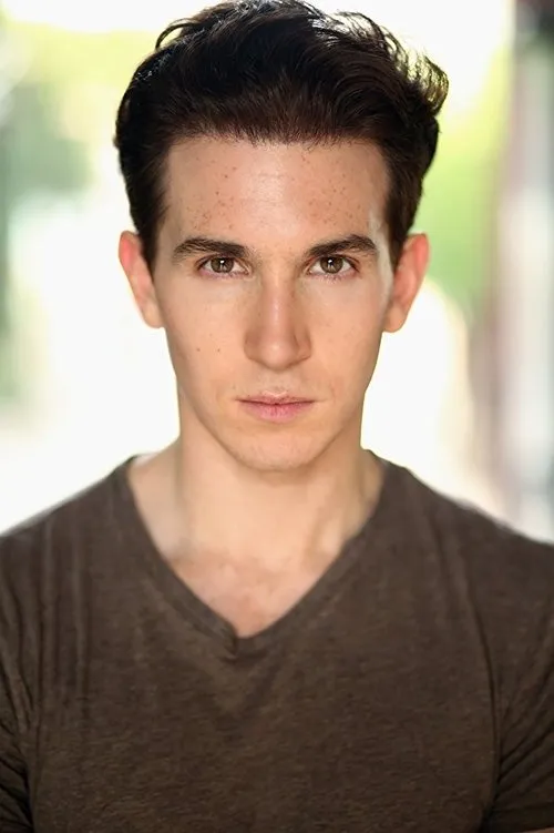 Graham Selden interpretando a Seth