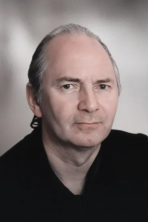 Graham Walker interpretando a