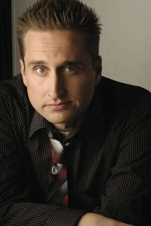 Grant Baciocco interpretando a Self