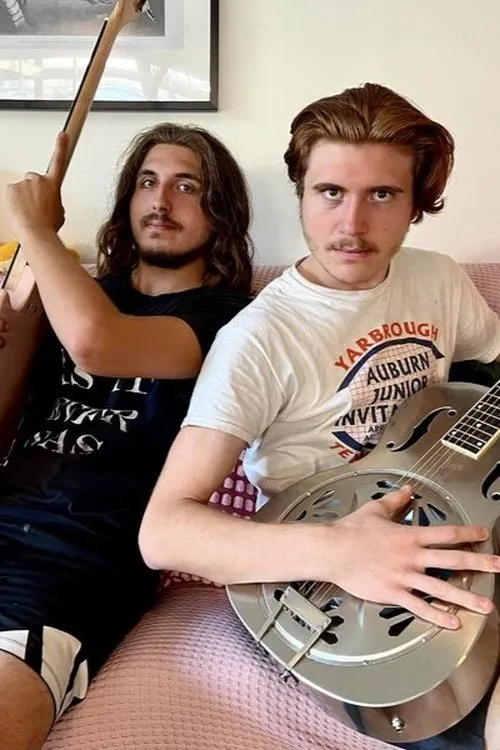 Grant Lee Bomar interpretando a Vincent Cortez