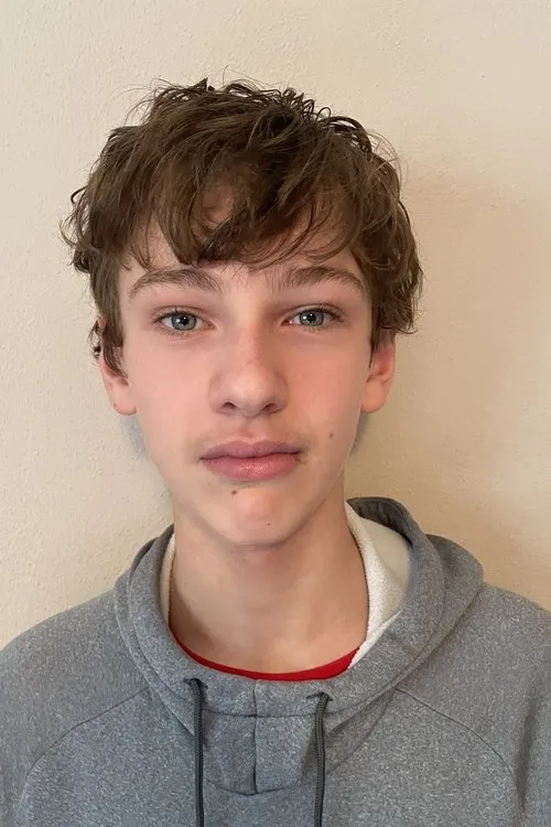 Holden Flosi ha trabajado con Grayson Hathaway en 1 ocasiones